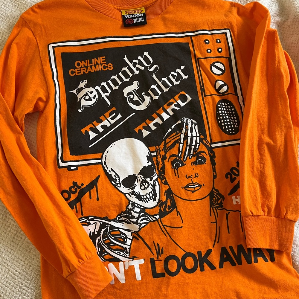online ceramics long sleeve graphic top